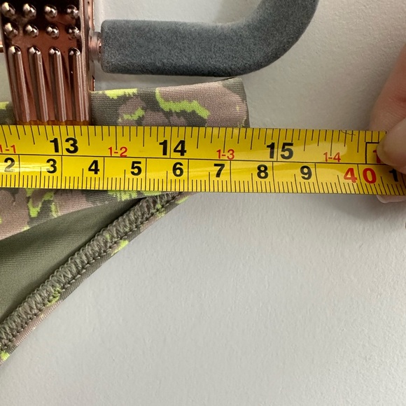 NWOT Lululemon Waterside Swim Bottom *Mid Rise, Skimpy Size Medium - Picture 2 of 7